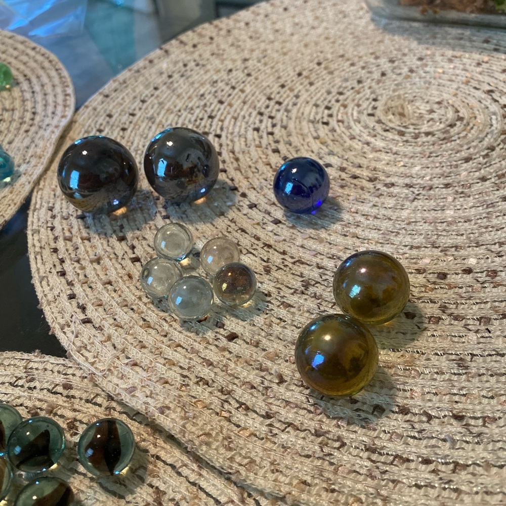 Colorful Glass Marbles Set - Vintage - Picture 2 of 10
